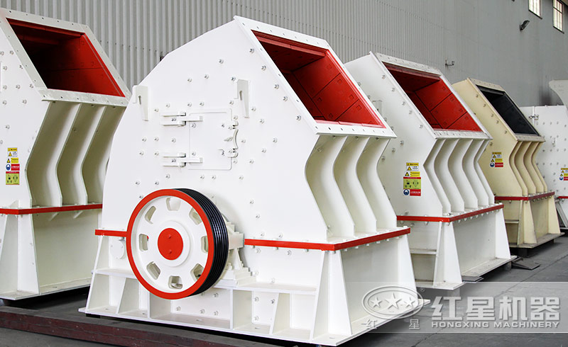 錘式破碎機(jī)設(shè)備實拍